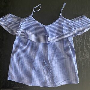 ⭐️A New Day | cold shoulder spaghetti strap top | medium